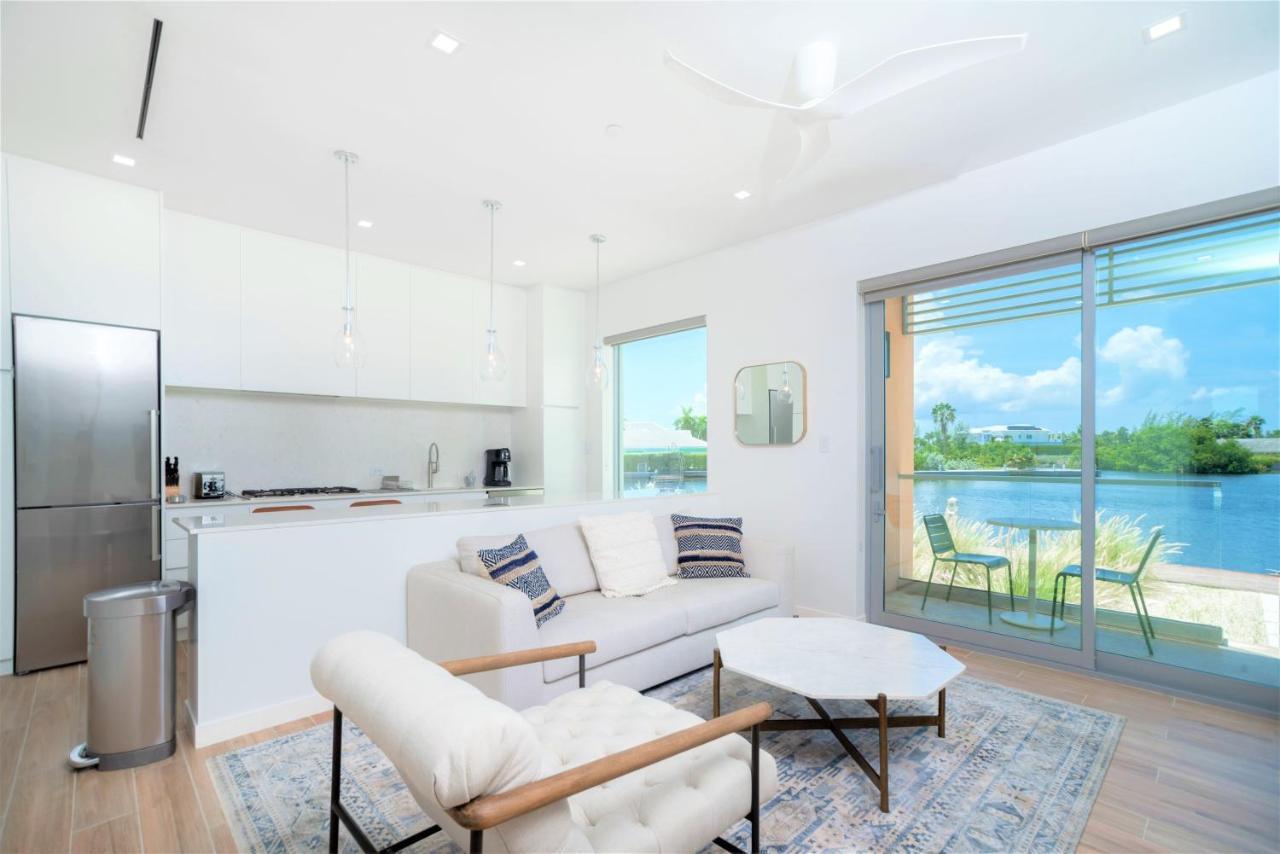 Cayman Luxury Rentals At One Canal Point George Town Bagian luar foto