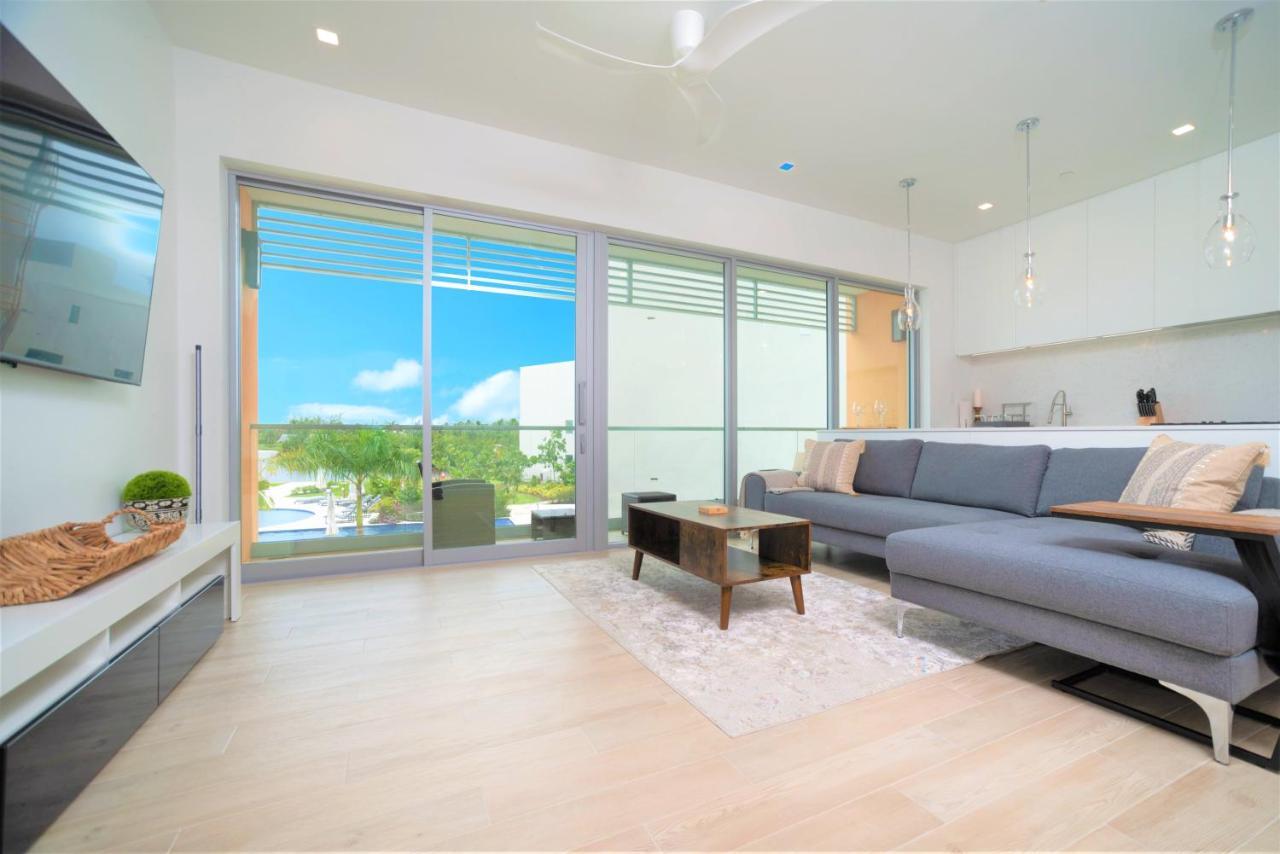 Cayman Luxury Rentals At One Canal Point George Town Bagian luar foto