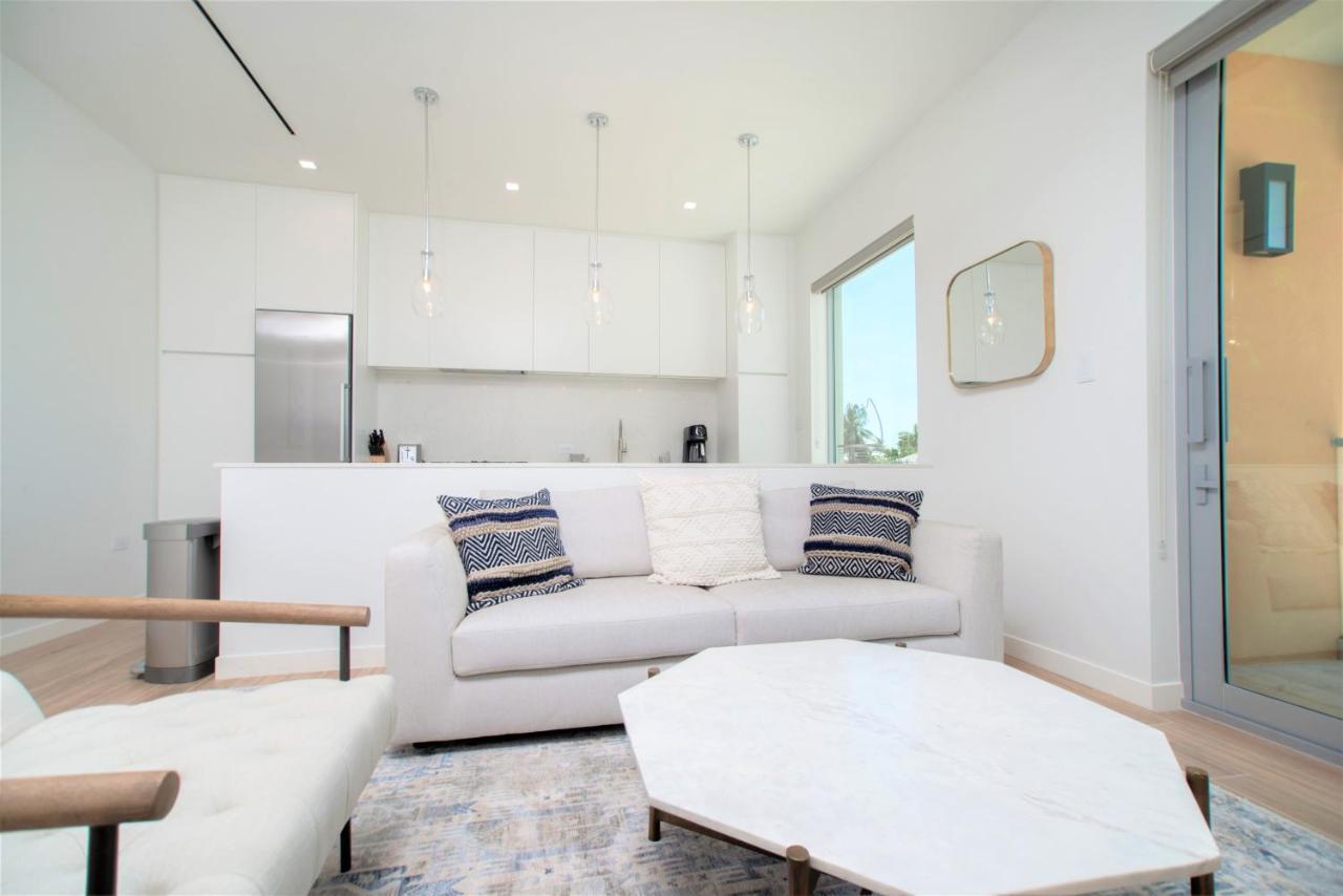 Cayman Luxury Rentals At One Canal Point George Town Bagian luar foto