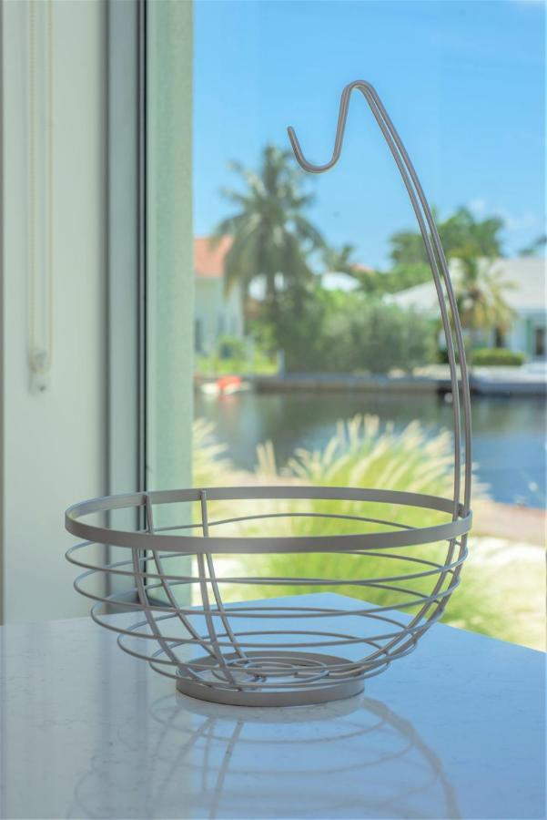 Cayman Luxury Rentals At One Canal Point George Town Bagian luar foto