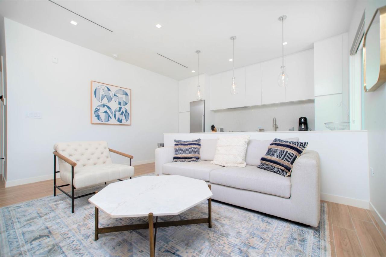 Cayman Luxury Rentals At One Canal Point George Town Bagian luar foto
