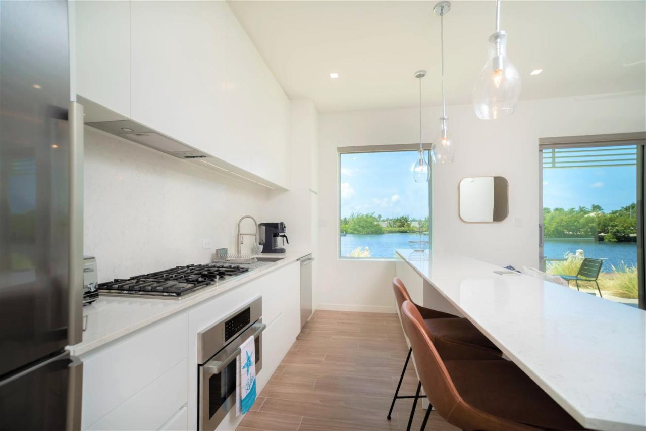 Cayman Luxury Rentals At One Canal Point George Town Bagian luar foto
