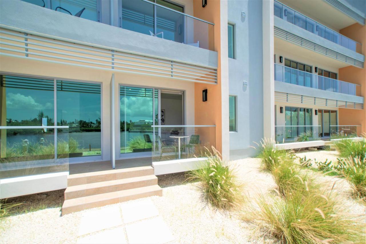 Cayman Luxury Rentals At One Canal Point George Town Bagian luar foto