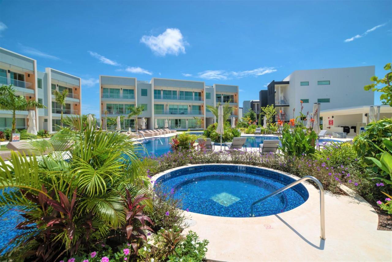 Cayman Luxury Rentals At One Canal Point George Town Bagian luar foto