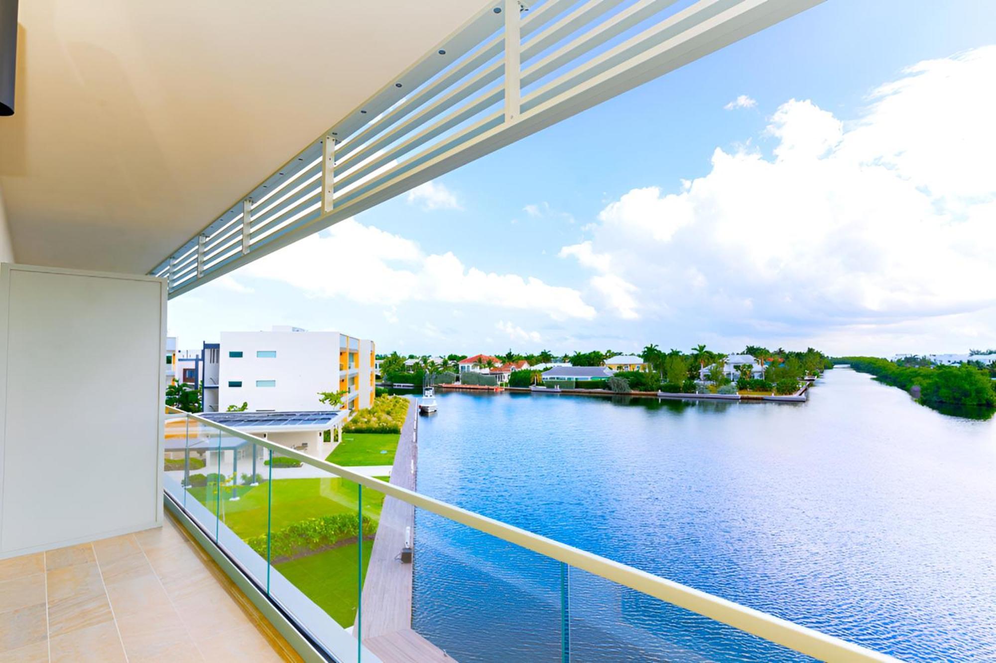 Cayman Luxury Rentals At One Canal Point George Town Bagian luar foto